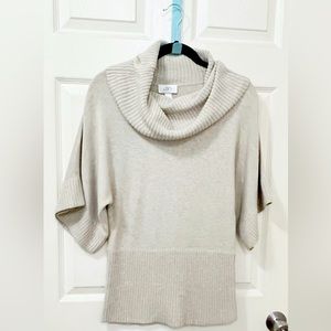 Loft Short Sleeve Sweater Size Small